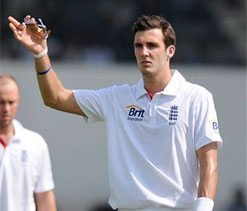 England sweat on Finn fitness