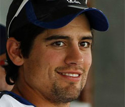 Cook forgot to bring blazer, a friend brought it late: Swann