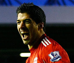 Carragher calls Suarez Premier League’s best player