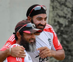 Mushtaq will help England to exploit Indian condition: Akram
