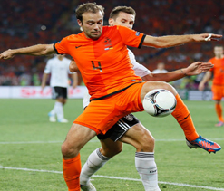Netherlands hold Germany to goalless draw