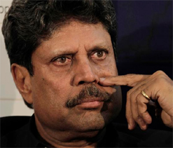 Bowlers are workers, batsmen officers: Kapil Dev