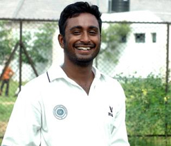 Ranji Trophy 2012: Rayudu-Chauhan make Delhi bowlers sweat