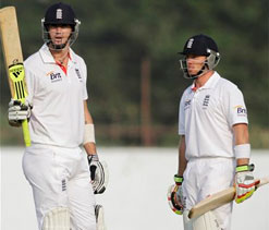 Boycott says KP, Bell lack trust in defensive technique against turning ball