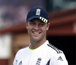 Trott blasts ex-players for their ‘over the top harangues’