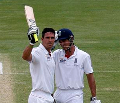Shane Warne says Cook ideal captain for Pietersen