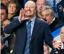 Chelsea 0-0 Fulham: Dire draw piles pressure on Benitez