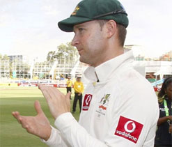 Clarke says players hurt with Ponting’s decision to retire