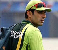 Misbah backs PCB to appoint batting coach