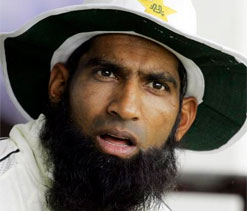 Yousuf hits out at PCB for stopping domestic comeback
