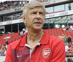 Arsenal players losing faith in beleaguered Wenger