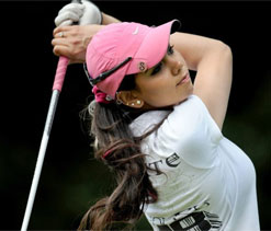 Sharmila Nicollet opens with 68, lies fourth after first round