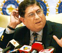Eng seething at India’s reluctance to use DRS following series of conflicting decisions