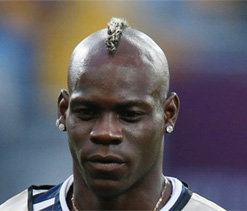 Italian coach warns Balotelli against calling own doom to wreck soccer career