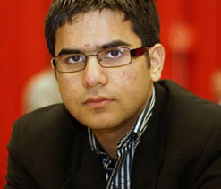 Negi beats Sasikiran, shares lead with Wojtaszek