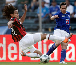 Mexican soccer team to act against fans who made threats