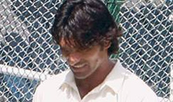 At ‘seven feet one inch’ Pak fast bowler Irfan is tallest player in history of cricket