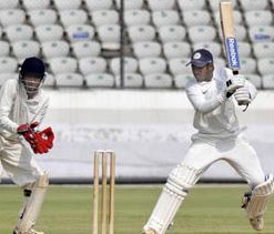 Hyderabad reach 291 for four on day three against Gujarat
