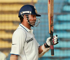 Ganguly praises Tendulkar for gutsy knock
