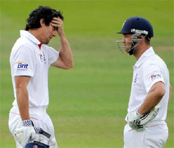 I share a good rapport with Cook on the field: Trott