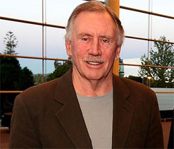 Chappell questions Johnson, Hughes place in Oz squad