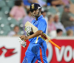 Gambhir`s run out cost India a win, says Dhoni