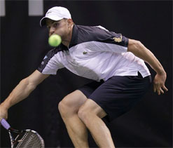 Gritty Roddick rallies past Kudla in San Jose