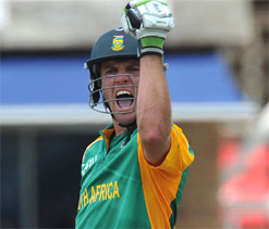 Guptill continues to plunder runs as NZ beat S Africa