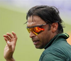 Akhtar slams Pak pacers` performances against England
