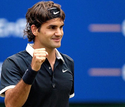 Federer beats Davydenko to book Del Potro final