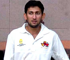 Mumbai score 1-wicket win over Saurashtra to enter knockout