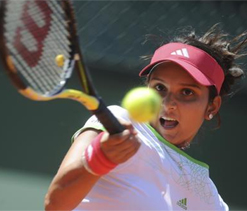 Sania-Vesnina move up into finals in Dubai