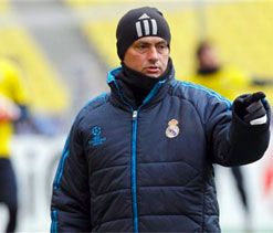 Mourinho chides Real fans for poor showing at Rayo
