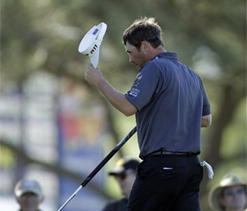 Spencer Levin takes Phoenix Open lead