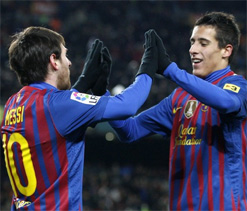 Barca pass test to remain 7 points from Madrid