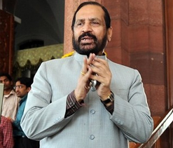 Kalmadi escaped IOC action by suspending himself