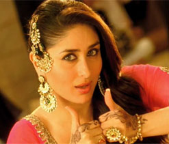 Kareena Kapoor adds flavour to IPL V opening night