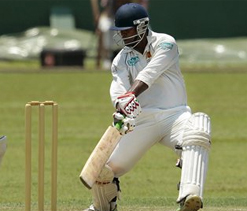 Mathews injured, Chamara Silva named as replacement