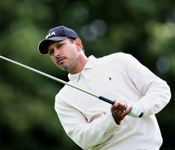 Late bogeys cost Jeev dear, misses cut in Morocco