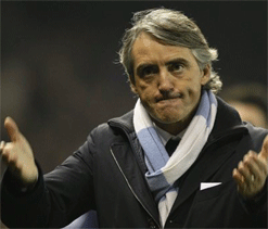 Manchester City boss Mancini admits he cannot trust Balotelli