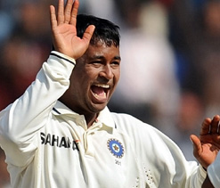 Ojha eyeing good show in IPL to return to India`s ODI team