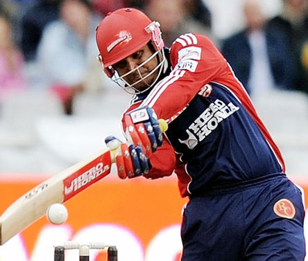 Clinical Delhi Daredevils rout Chennai Super Kings