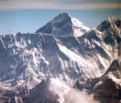 Jharkhand youths begin Mount Everest expedition