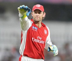 Don`t think there is any secret tactic to victory: Gilchrist