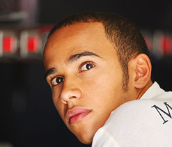 Hamilton eyes 1st victory of season in Bahrain
