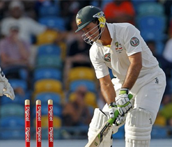 Oz coach Arthur says ‘under fire’ Ponting is a ‘big part of this team’ 