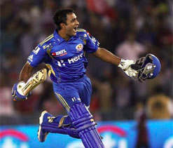 IPL 2012: Rohit, Rayudu guide MI to a thrilling win in Mohali
