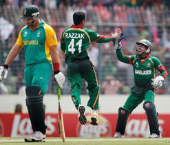South Africa refuse Bangladesh`s offer for cricket series