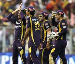 Resurgent RCB to take on KKR at Eden