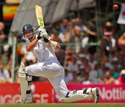 Controversial Pietersen puts England on top